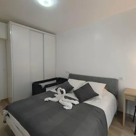 Appartamento Belleville 10
